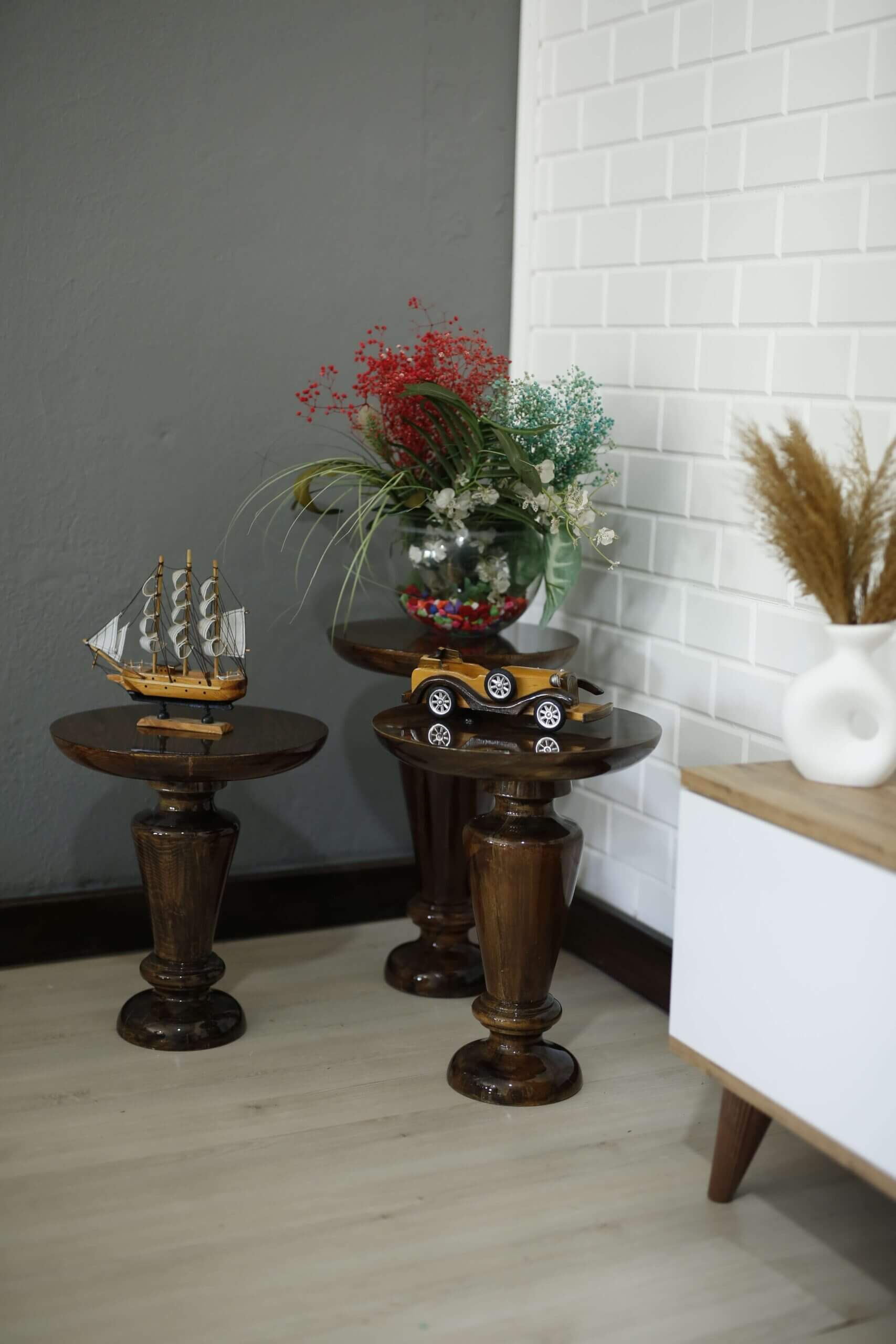 Yeni Tarz Mantar Sehpa