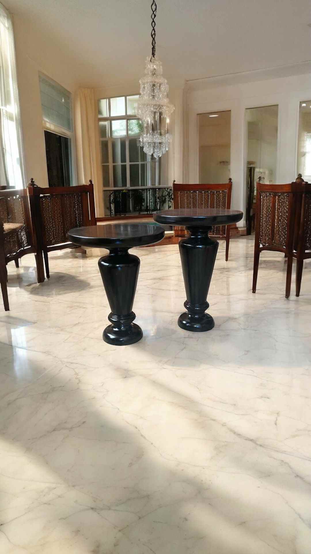 Siyah renk mantar sehpa modelleri